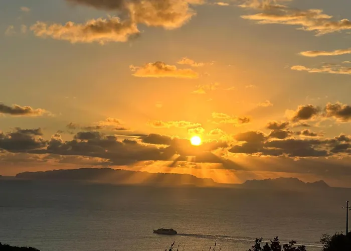 Prestige Solmar - Sea View - Free Covered Parking - Center Apartmán