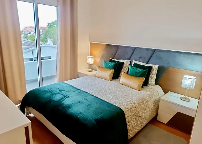 Apartmán Prestige Solmar - Sea View - Free Covered Parking - Center Caniço